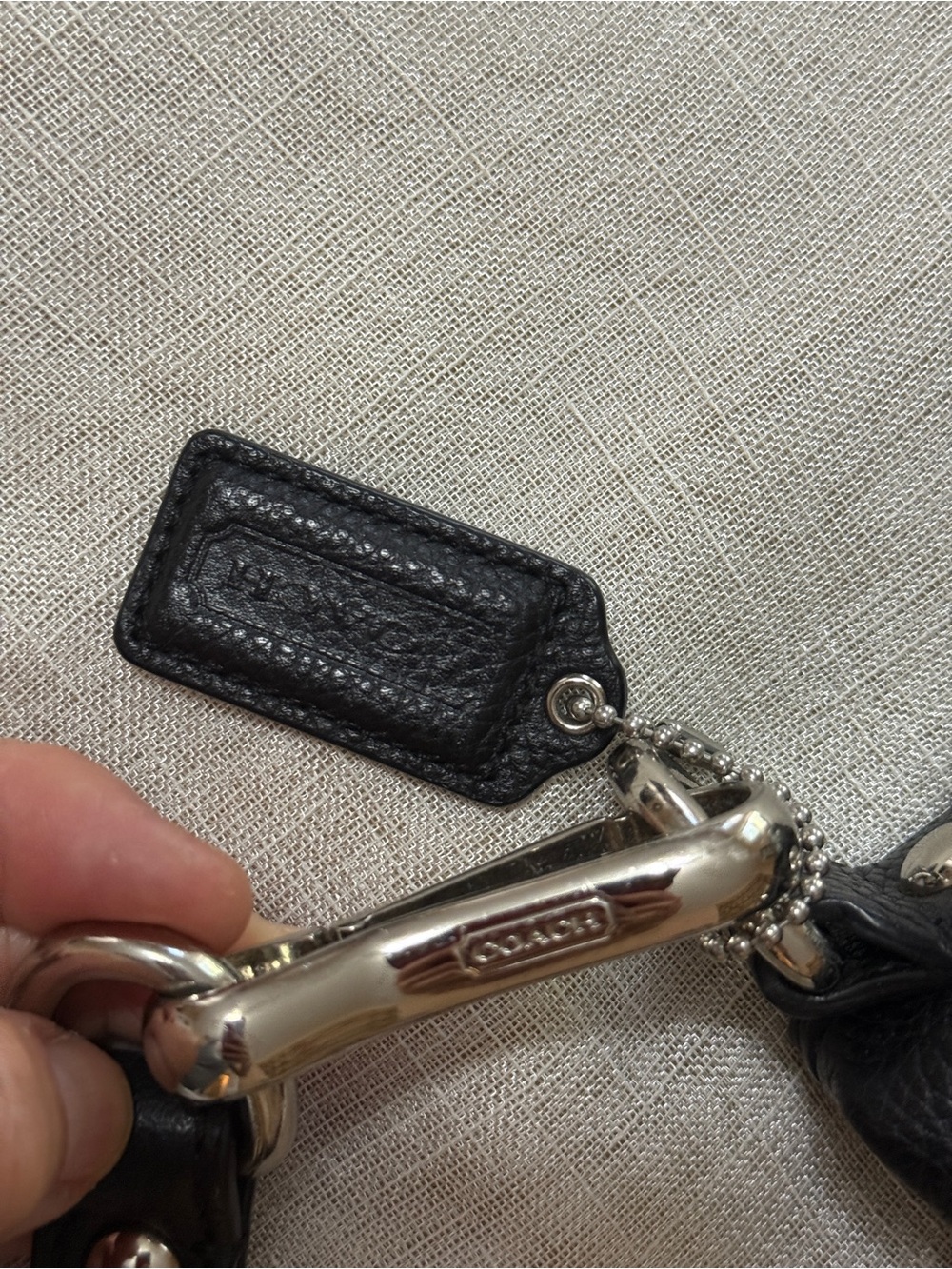 Coach Black Pebbled Leather Shoulder Bag with Chain Details - Picture 3 of 11